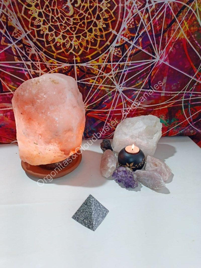 Orgonita / Electronite Pirámide Mediana 4 lados - Imagen 2