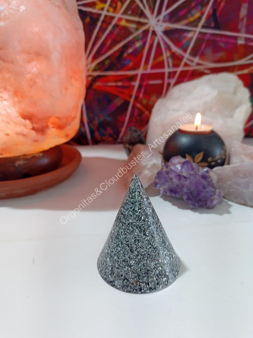 Orgonita / Electronite Pirámide Cono