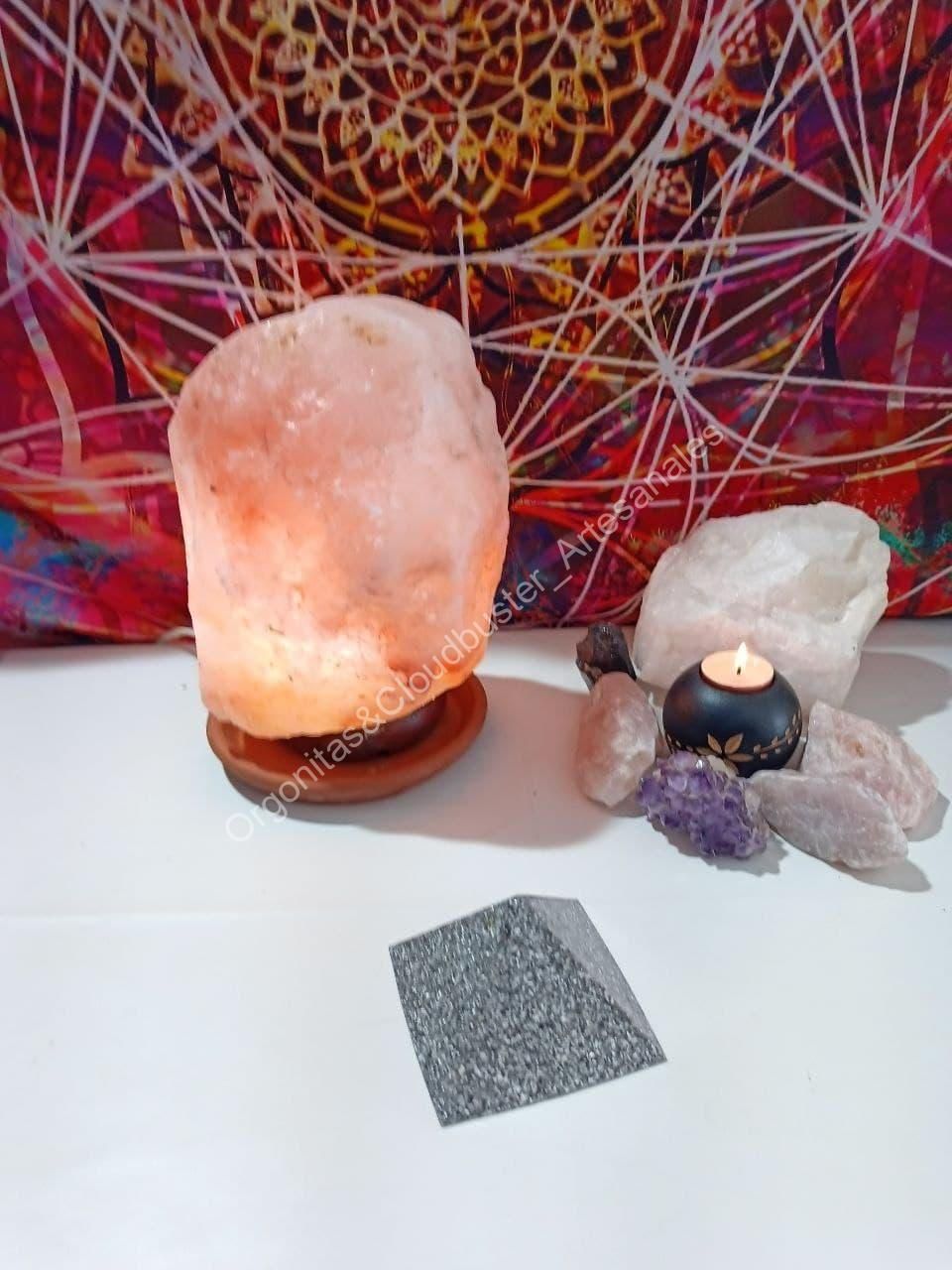 Orgonita / Electronite Pirámide Grande 4 lados - Imagen 3