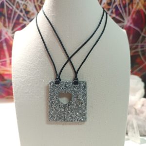 Orgonita Artesanal / Electronite colgante corazón divisible