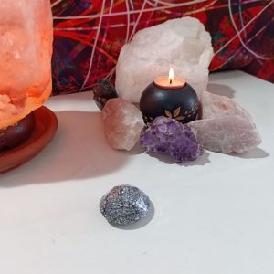 Orgonita Artesanal / Electronite Pirámide diamante pequeña