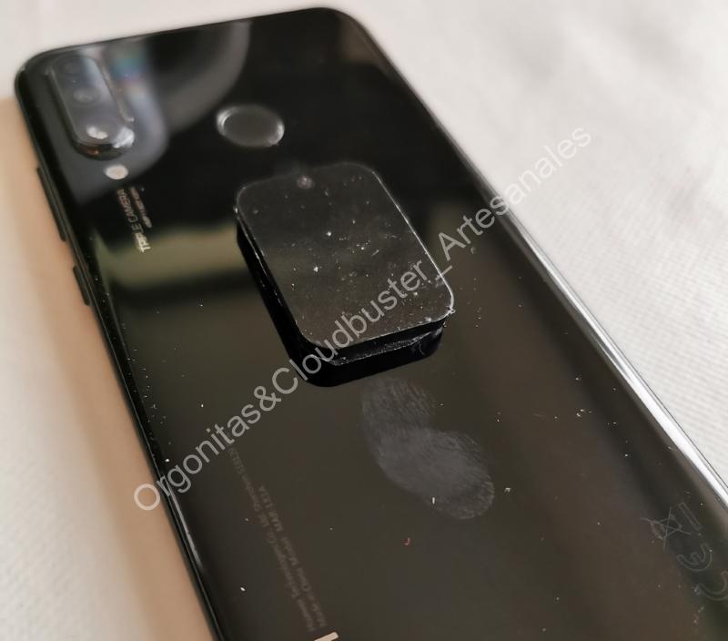 Protectores Artesanales para MÓVIL de Magnetita y viruta de hierro pequeña forma rectangular - Imagen 5