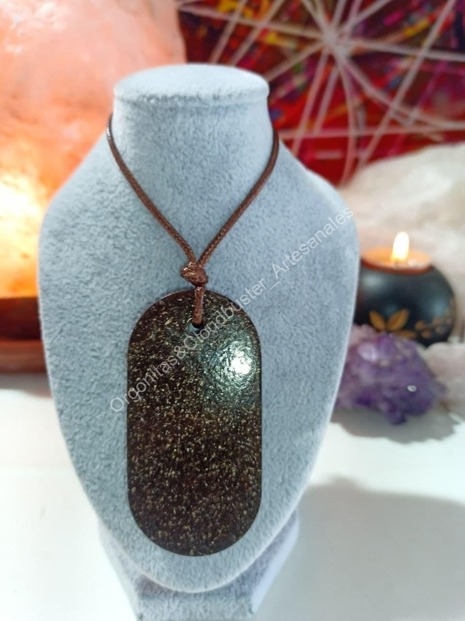 Orgonita Artesanal VIRUTA PEQUEÑA DE HIERRO colgante Chapa Militar