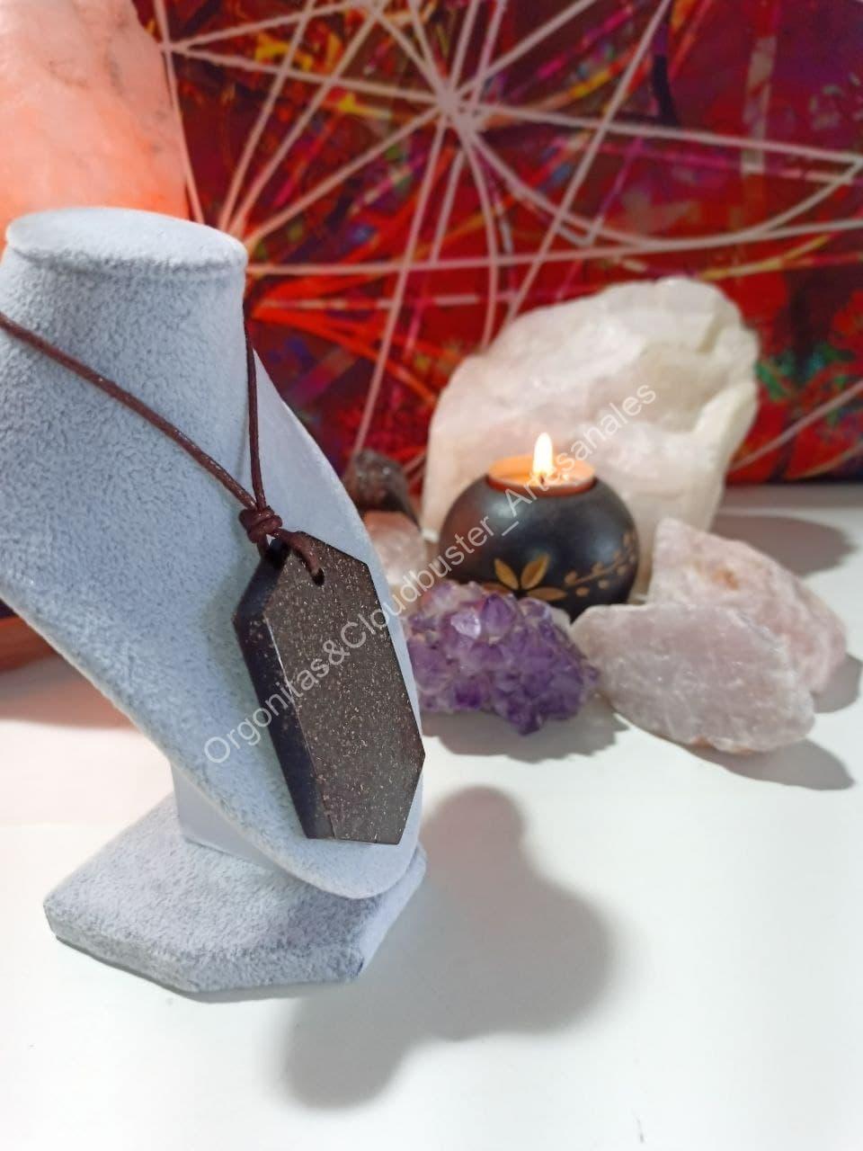 Orgonita Artesanal VIRUTA PEQUEÑA DE HIERRO colgante Chapa Hexagonal - Imagen 2