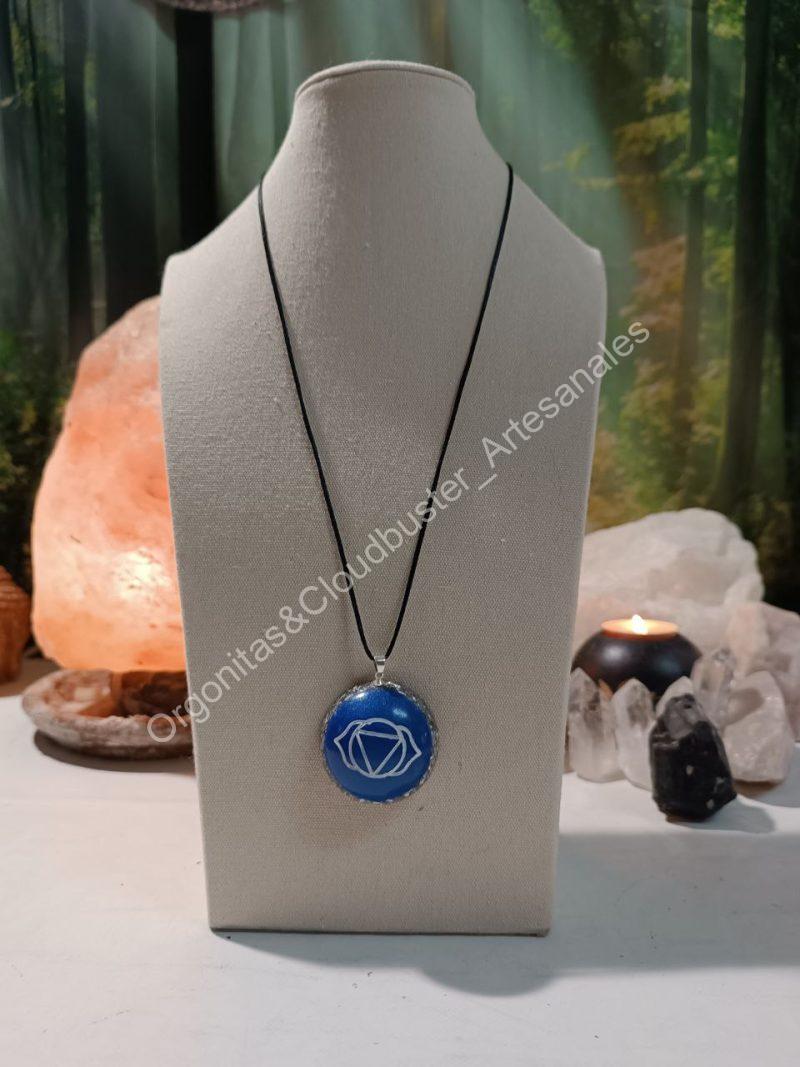 Orgonita Artesanal / Electronite Colgante o llavero Chakra Tercer Ojo formato Semiesfera - Imagen 4