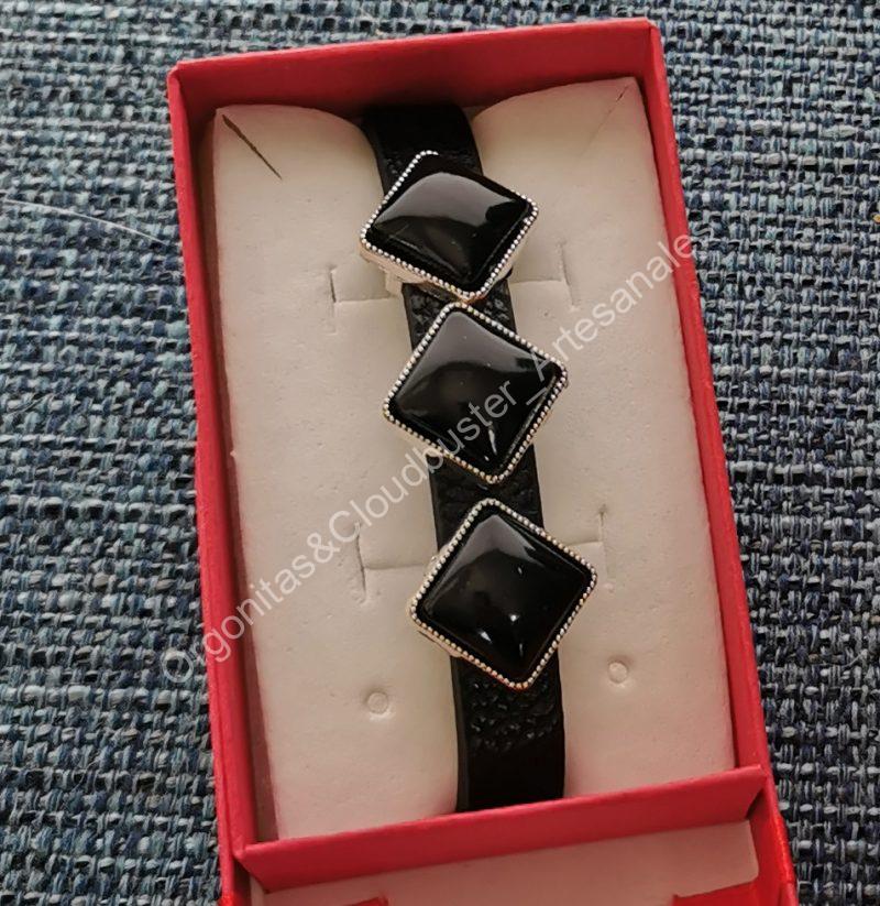 Pulsera Artesanal de Shungita formato Rombos 2 Colores - Imagen 3