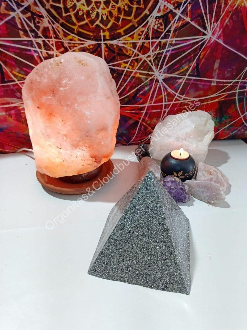 Orgonita Artesanal / Electronite Formato Pirámide Maxi Grande 4 lados - Imagen 2