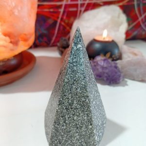 Orgonita Artesanal / Electronite Pirámide formato Pentagonal