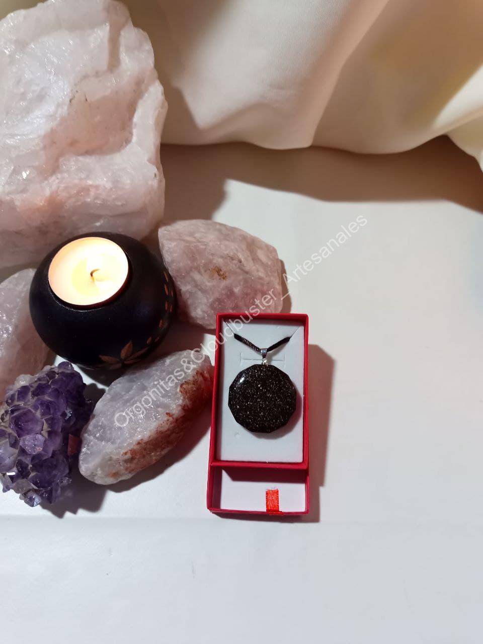 Orgonita Artesanal VIRUTA PEQUEÑA DE HIERRO colgante Dodecágono - Imagen 4