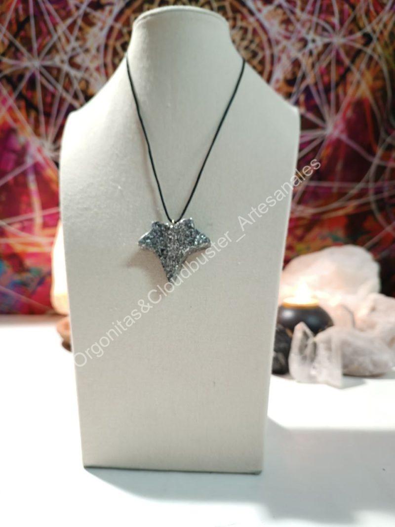 Orgonita / Electronite Colgante Hoja en Punta