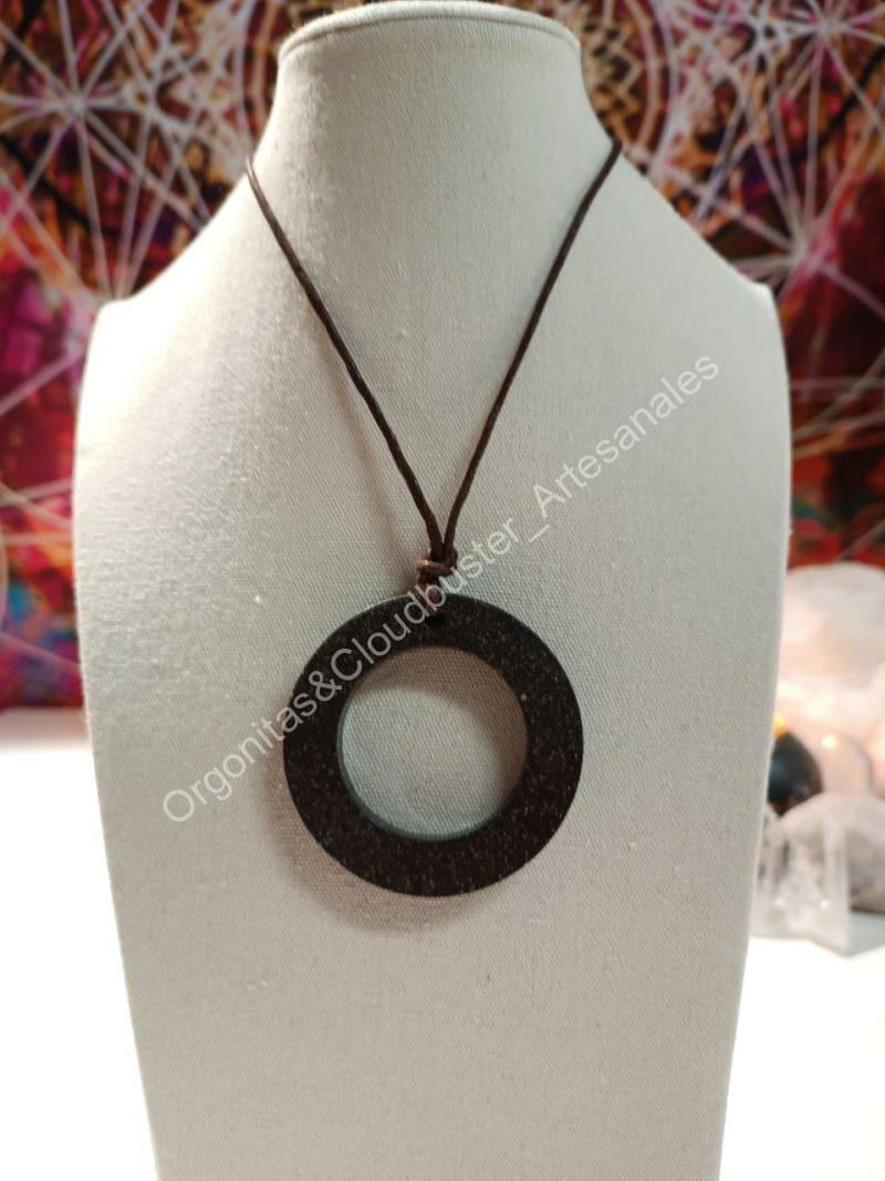 Orgonita Artesanal VIRUTA PEQUEÑA DE HIERRO colgante Aro Grande