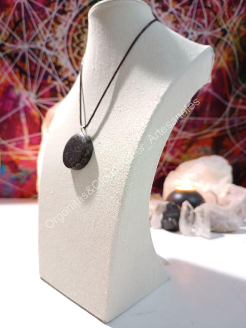 Orgonita Artesanal VIRUTA PEQUEÑA DE HIERRO colgante Círculo - Imagen 3