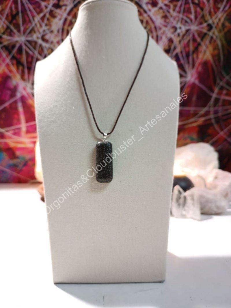 Orgonita Artesanal VIRUTA PEQUEÑA DE HIERRO colgante Rectángulo Pequeño