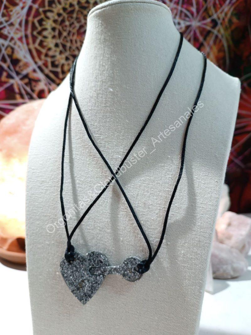 Orgonita Artesanal / Electronite Colgante corazón y llave - Imagen 2