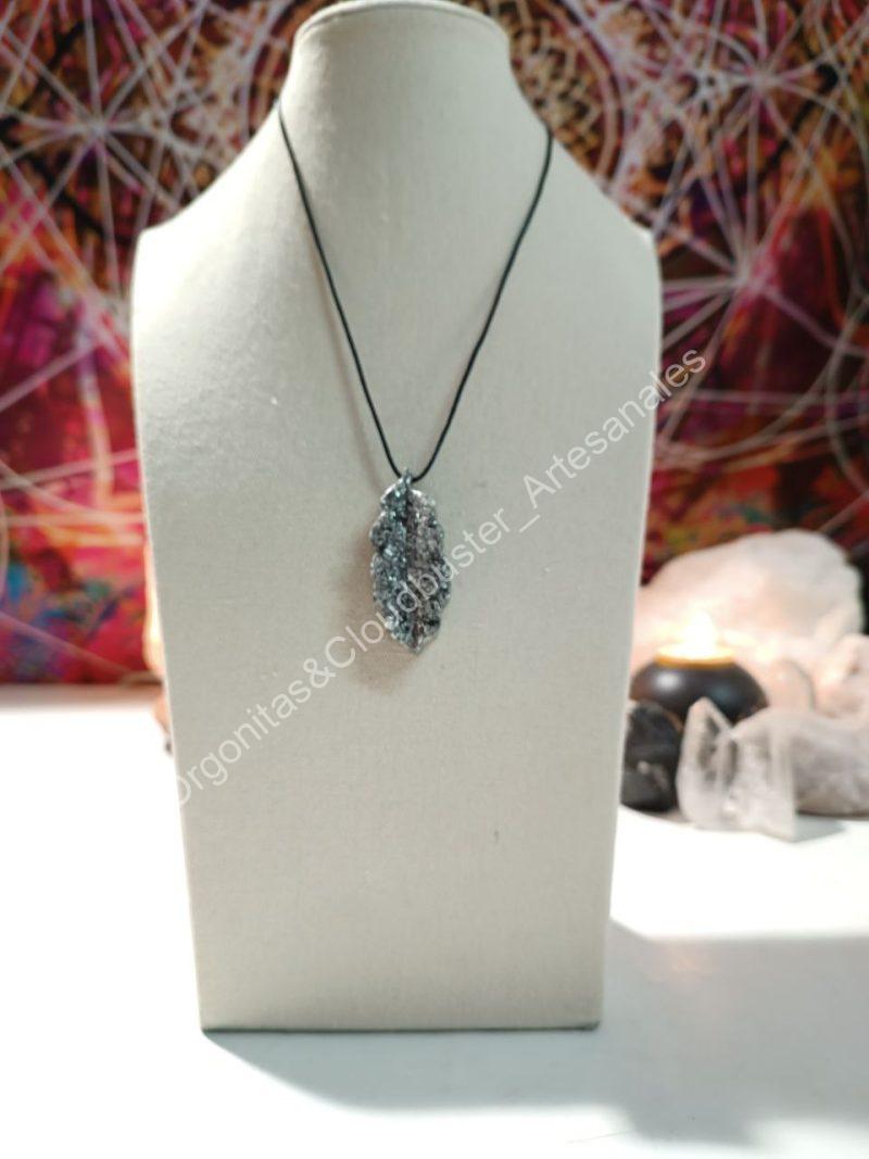 Orgonita / Electronite Colgante Hoja Alargada con Picos - Imagen 2
