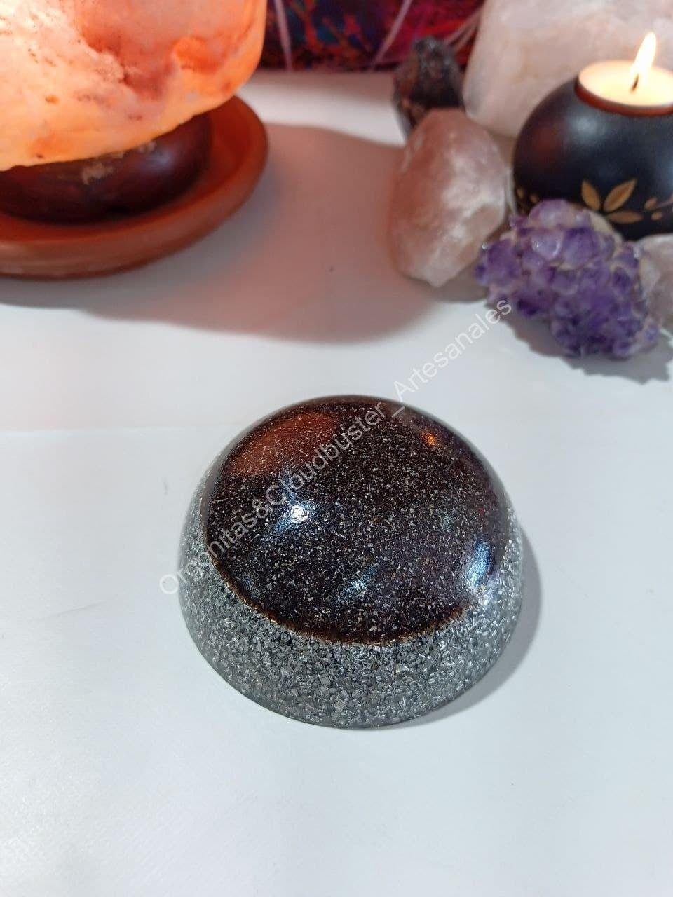 Orgonita Artesanal viruta de hierro y aluminio Semiesfera